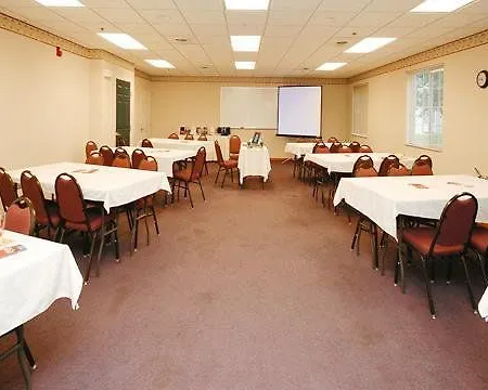 Mainstay Suites Fargo - I-94 Medical Center 